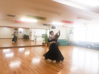 鈴木隼ダンススタジオ